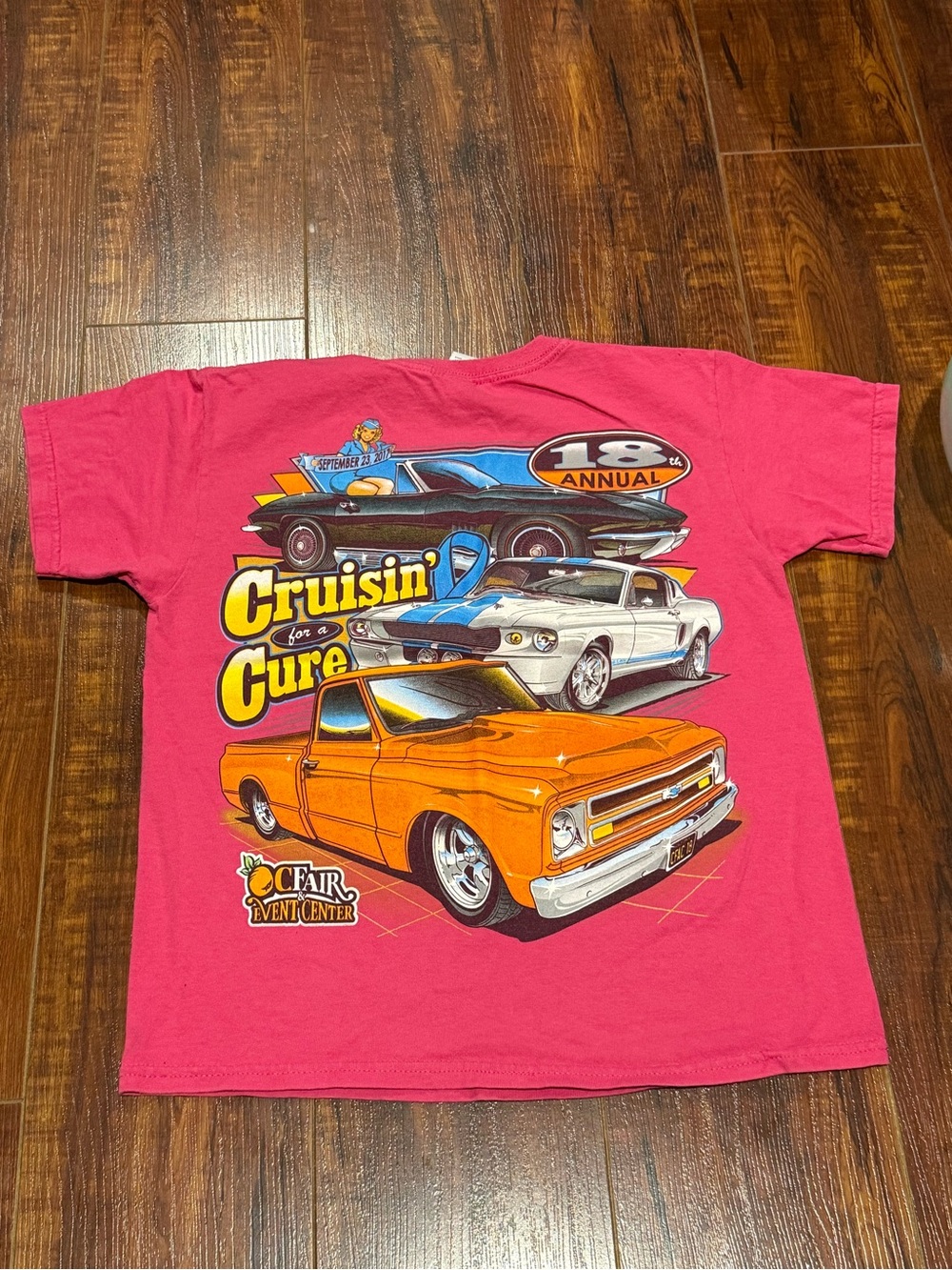 Gildan Kids Graphic Tee in Bright Pink with Vintage Car Artwork